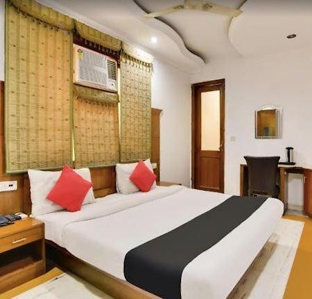 Tjs Royal Hotel Delhi  Dış mekan fotoğraf