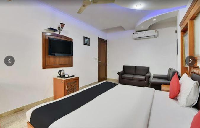 Tjs Royal Hotel Delhi  Dış mekan fotoğraf